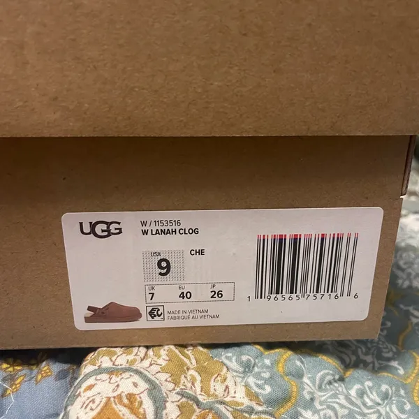 UGG Lanah Clogs Chesnut Brown - Image 2