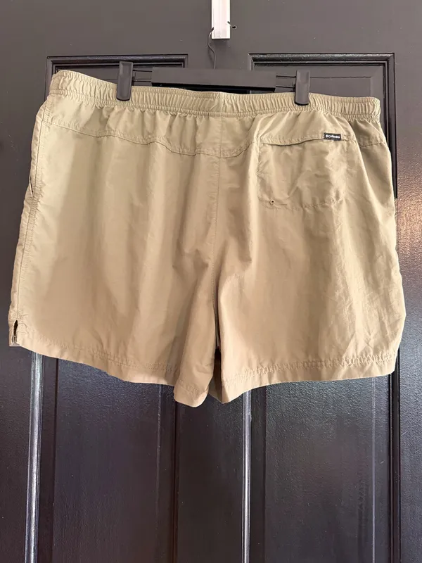 Columbia Cargo Shorts - Image 2
