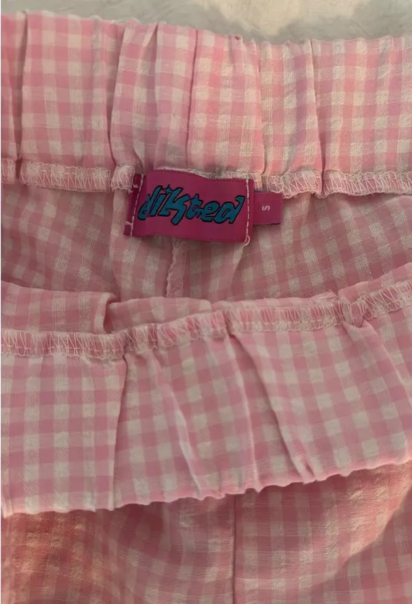 Edikted Checkered Pink Shorts  - Image 3