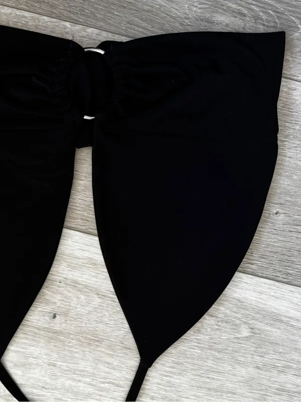 Nasty Gal Black Halter Crop Top with Silver Front Ring - Image 2