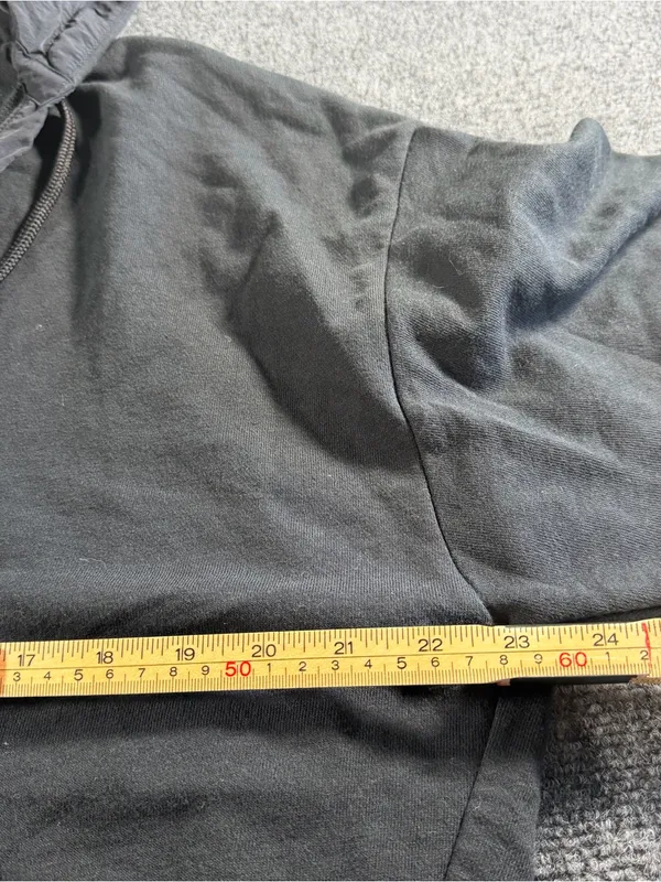 Fabletics V-Neck Hoodie Pullover Active Black Cropped Women's Oversized Small - Image 4