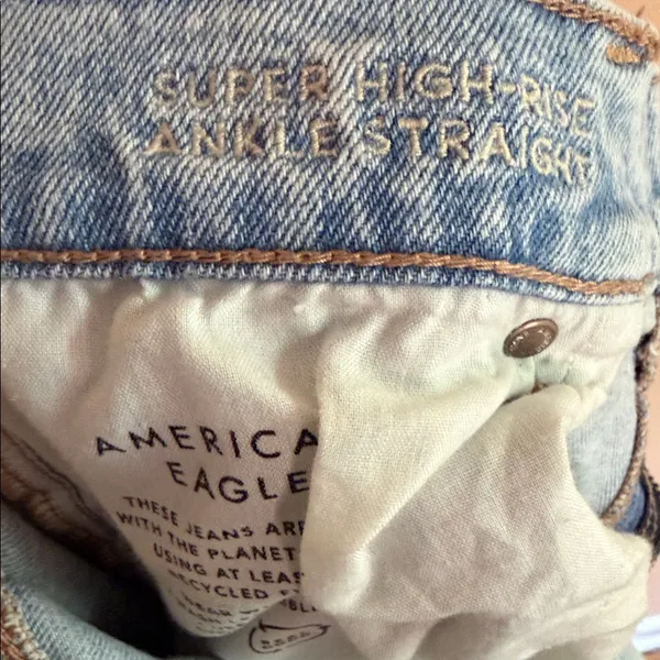American Eagle Outfitters Light Blue Distressed Boyfriend Jeans - Image 11
