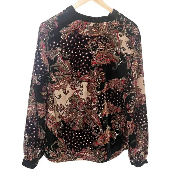 Soft Surroundings Black and Red Paisley Velvet V-Neck Blouse‎ Medium - Image 2
