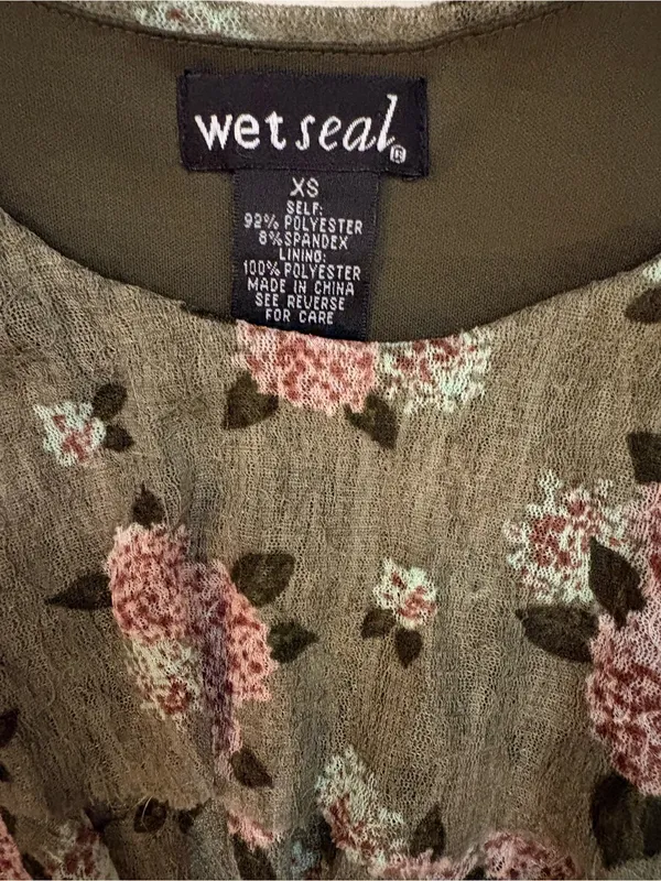 Wet Seal Olive Green Sleeveless Dress with Pink Floral Print - Image 2