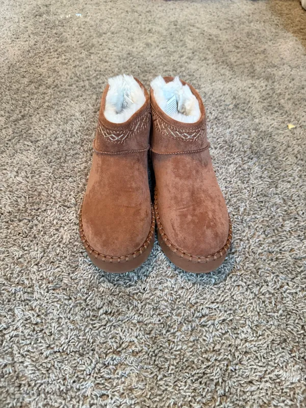 aerie boots - Image 2