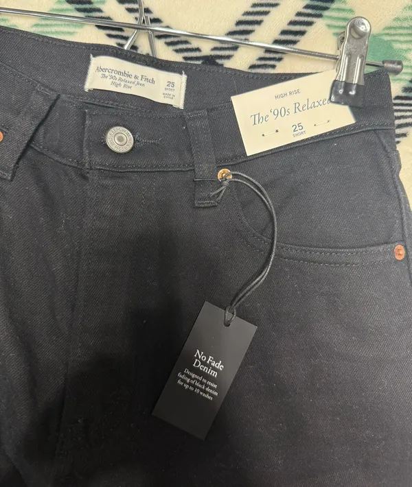 Abercrombie Jeans - Image 3