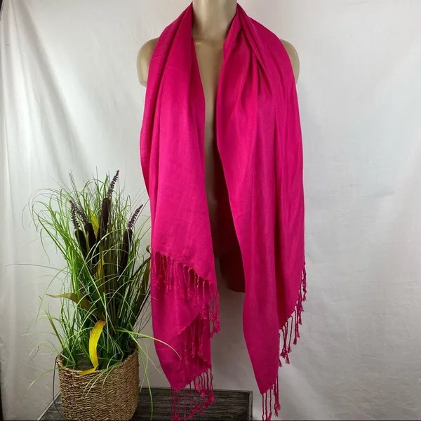 Pashmina Hot Pink Rectangular Thin Knit Scarve Scarf - Image 2