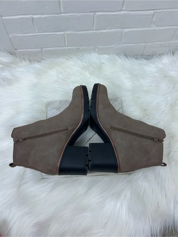Naturalizer Madalynn Gore Water Repellent Bootie Size 9.5 - Image 9