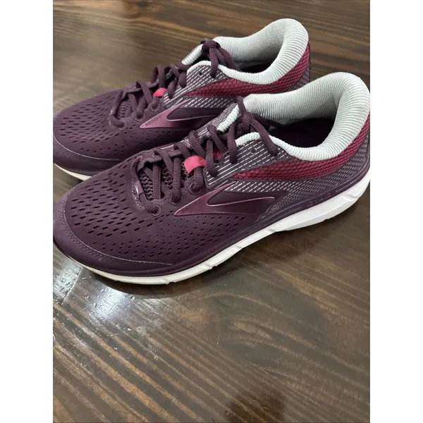 Brooks Dyad 10 Women 8D Wide Purple Cushioned Gym Running Activewear Shoes - Image 3