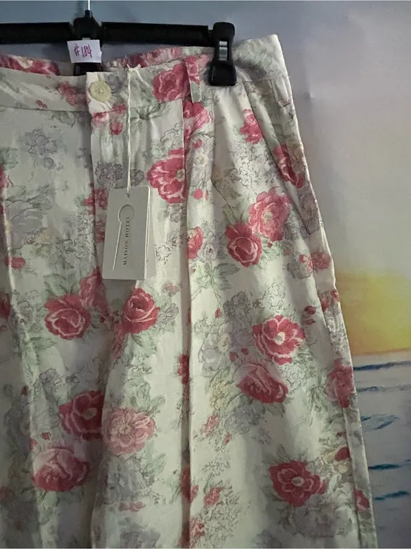 Madison Hotel Women’s Floral Wide Leg Pink Rose Print Pants MD NWT - Image 3