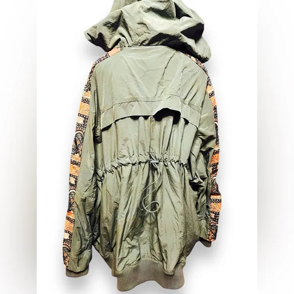 FP Movement Free People She Fly Hooded Anorak Jacket Embroidered Green Size S - Image 8