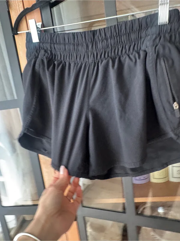 Lululemon Tracker Shorts running low rise V *4" Black swift liner - Image 7