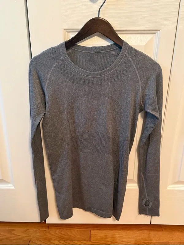 Lululemon Swiftly Tech Long Sleeve in Slate/Graphite Gray - Image 2