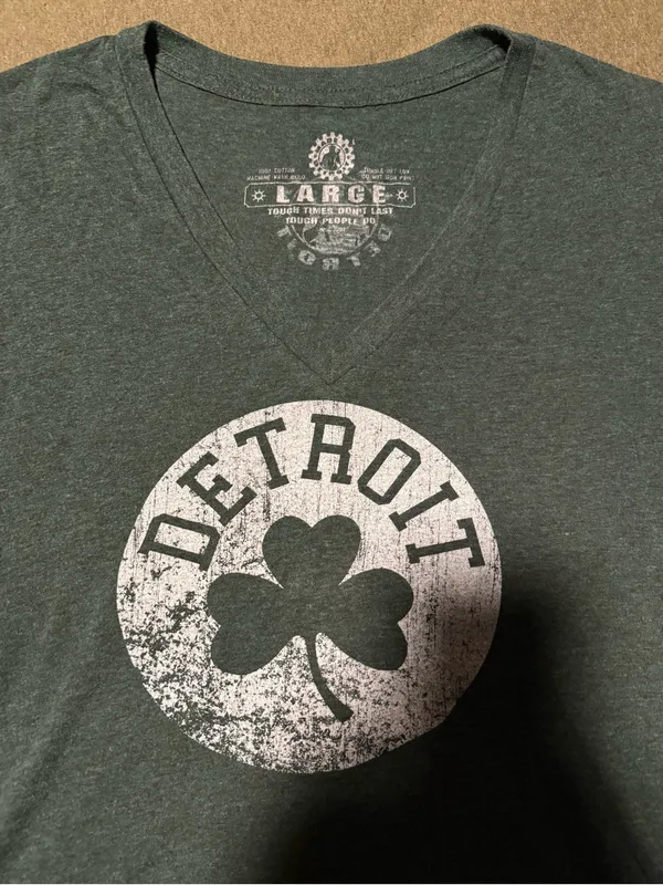 Detroit Shamrock Graphic V-Neck Tee - Green - Image 2