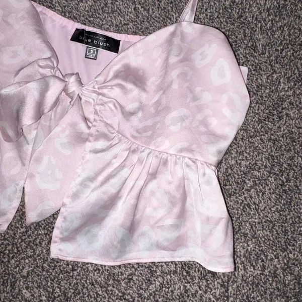 Blue Blush pink satin top with white leopard print, size S - Image 6