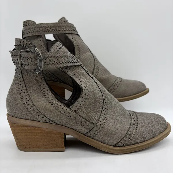 Very G Womens 8 Boots Western Cutout Ankle Pewter Gray Buckle Country Festival - Image 2