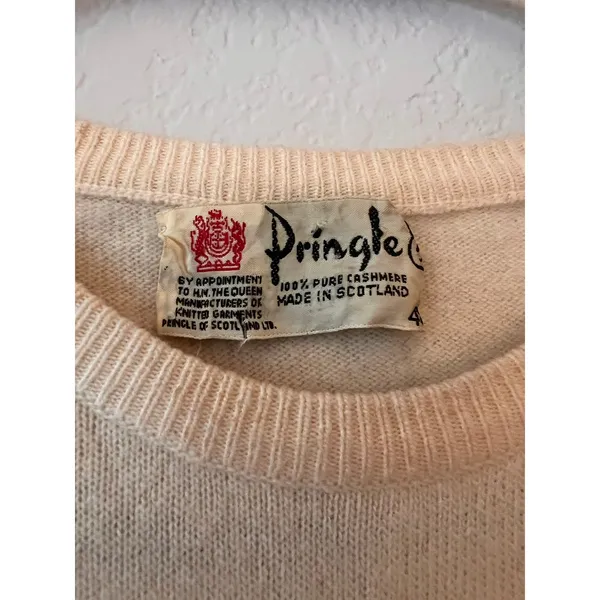 Vintage 70s Pringle of Scotland 100% Cashmere Cream Sweater Made in Scotland - Image 3