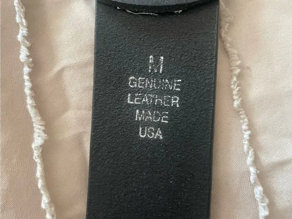 Express‎ Black Leather Belt with Hammered Silver Horseshoe Buckle - Image 3