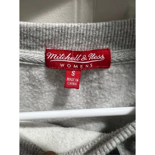 MITCHELL AND NESS KANSAS CITY CHIEFS WOMENS GREY LOGO CREW SWEATSHIRT Small - Image 2