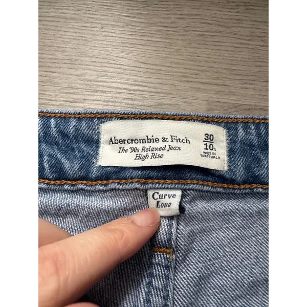 Abercrombie & Fitch Curve Love The 90s Relaxed Jean High Rise Blue Size 30 10S - Image 2