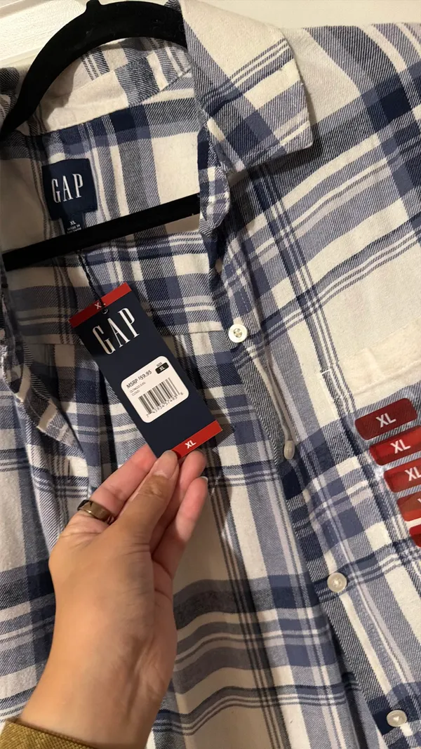 Gap Women’s Flannel Shirt - Image 2