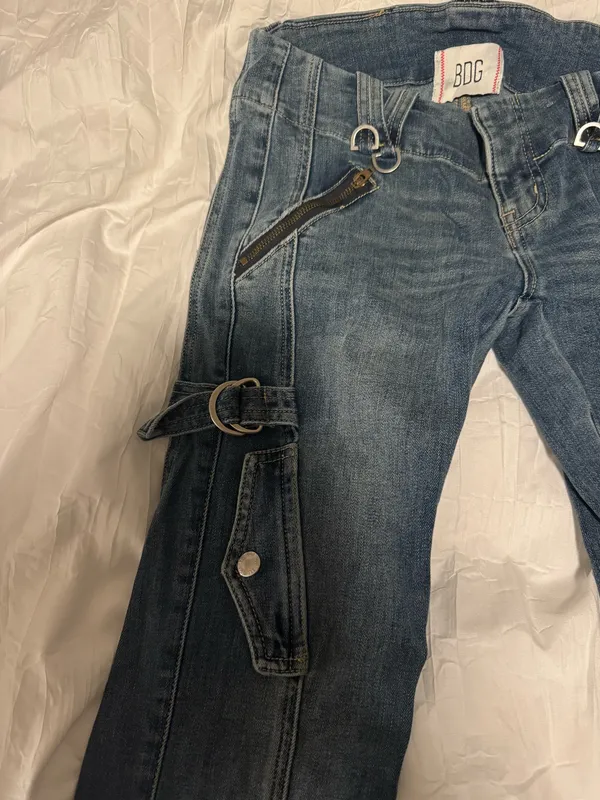 Urban Outfitters BDG Jeans - Image 4