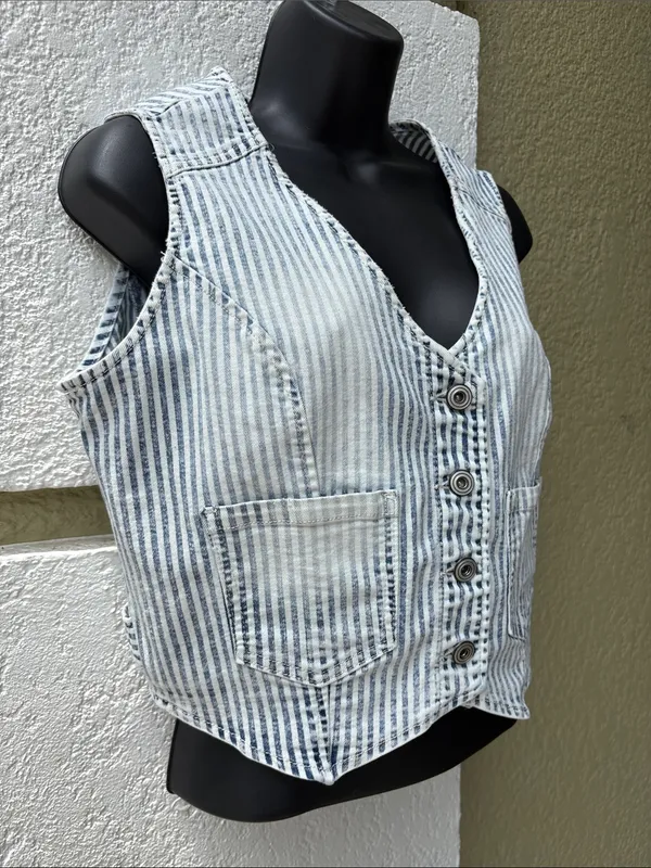 RE generation Celebrity Pink Distressed Denim Vest - Image 2