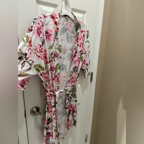 Show Me Your MuMu floral Robe Size Small - Image 12