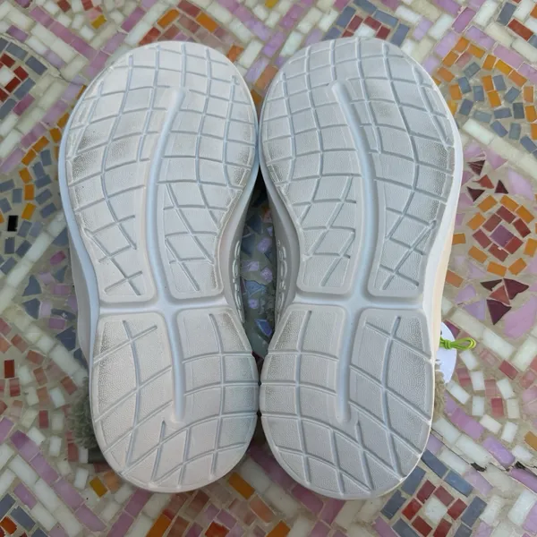 Oofos OOcoozie Womens Size 6 Shoe Slippers Comfort Fleece Recovery‎ Slip On New! - Image 4