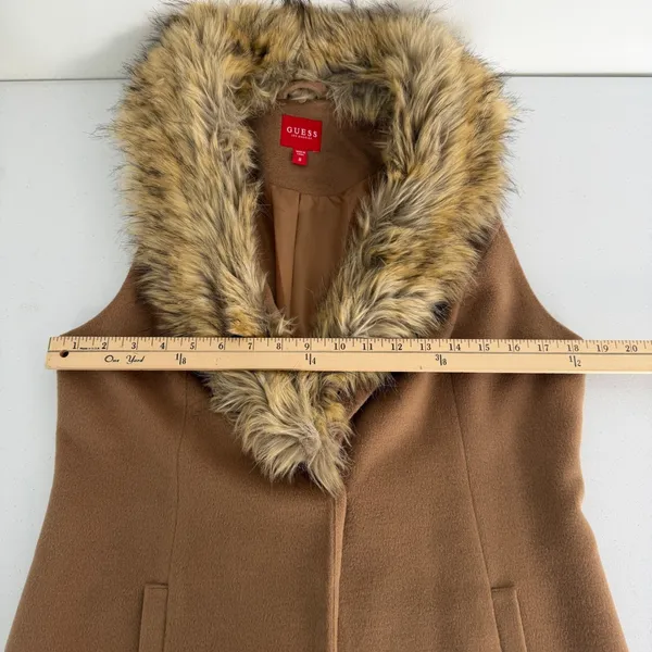 GUESS Los Angeles Womens Medium Camel Tan‎ Faux Fur Collar Longline Vest Chic - Image 13