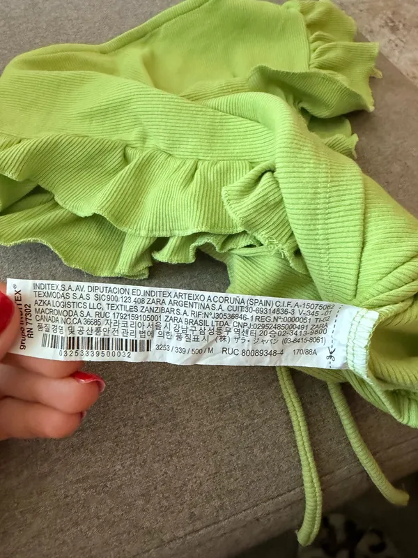 Zara Green Ruffled Crop Top - Image 8