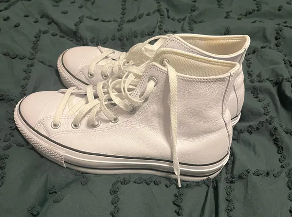 White Size 8.5 - Image 2