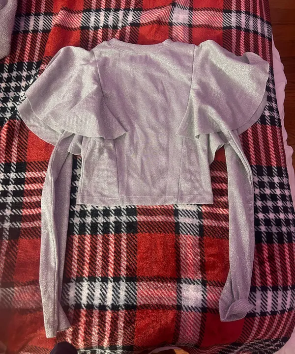 Crop Top Shirt Size XS - Image 2
