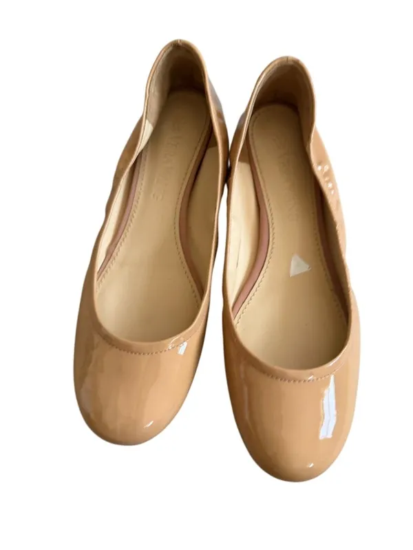 VERA WANG Nude Beige Patent Leather Ballerina Ballet Flats Size 8.5 - Image 9
