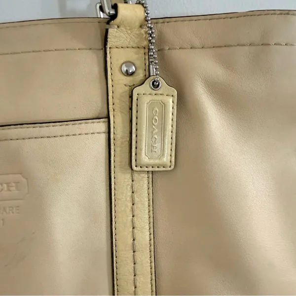 Coach Tan Leather Tote with Double Straps - Image 5
