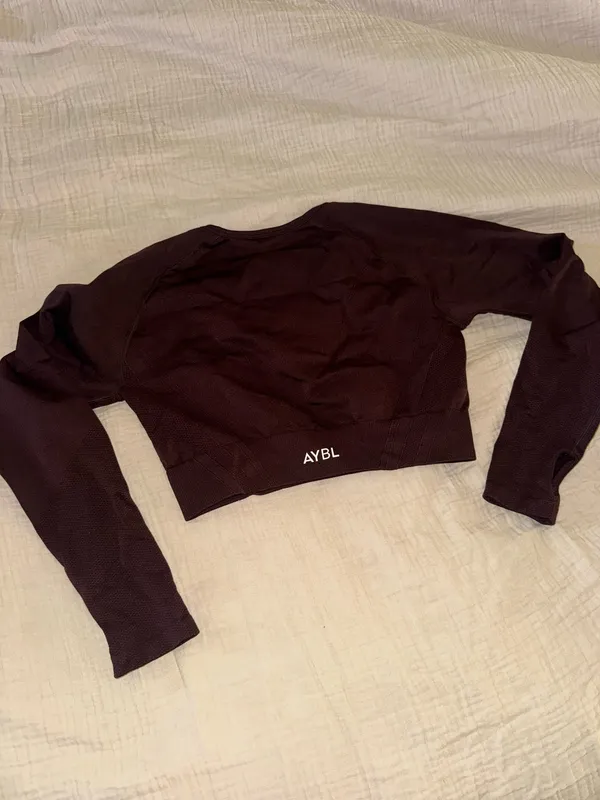 AYBL Long Sleeve Top Crop - Image 2