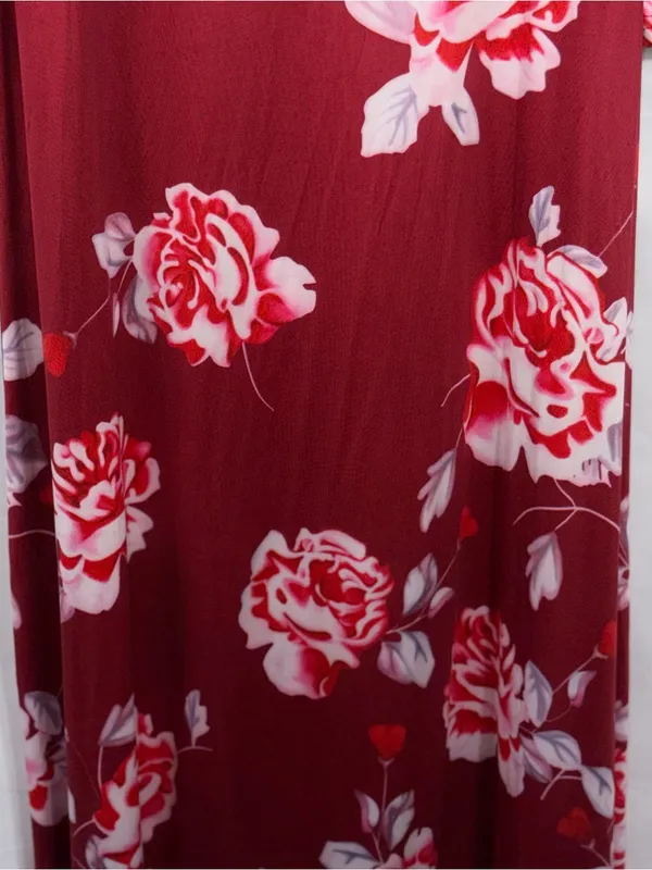 XL Floral Maxi Dress with V-Neck and 3/4 Sleeves - Image 3