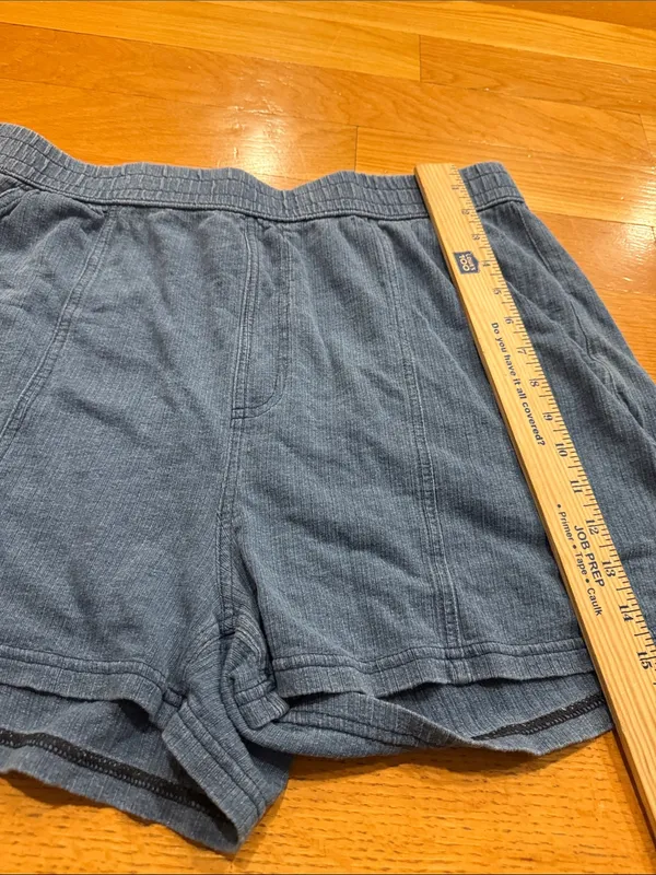 Halara women’s pull on Jean shorts size xlarge . - Image 4