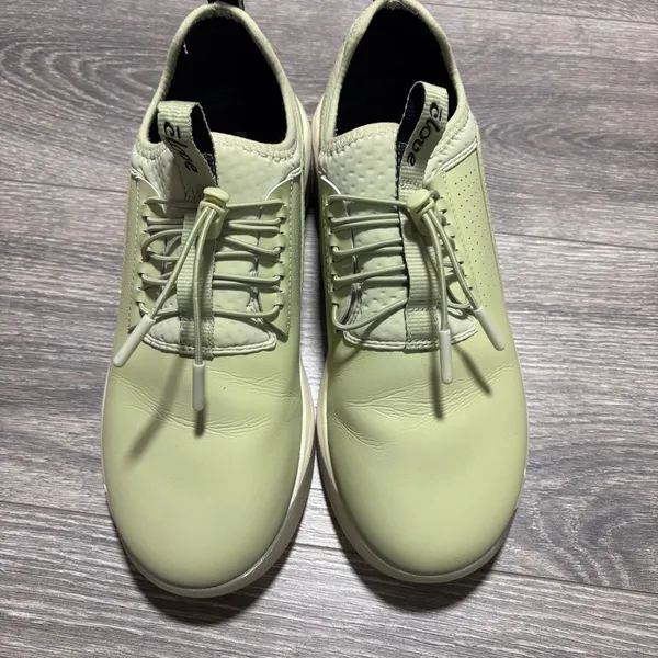 Clove Classic Sage Green Water Resistant Nursing Sneakers Unisex W10/M8.5 - Image 8