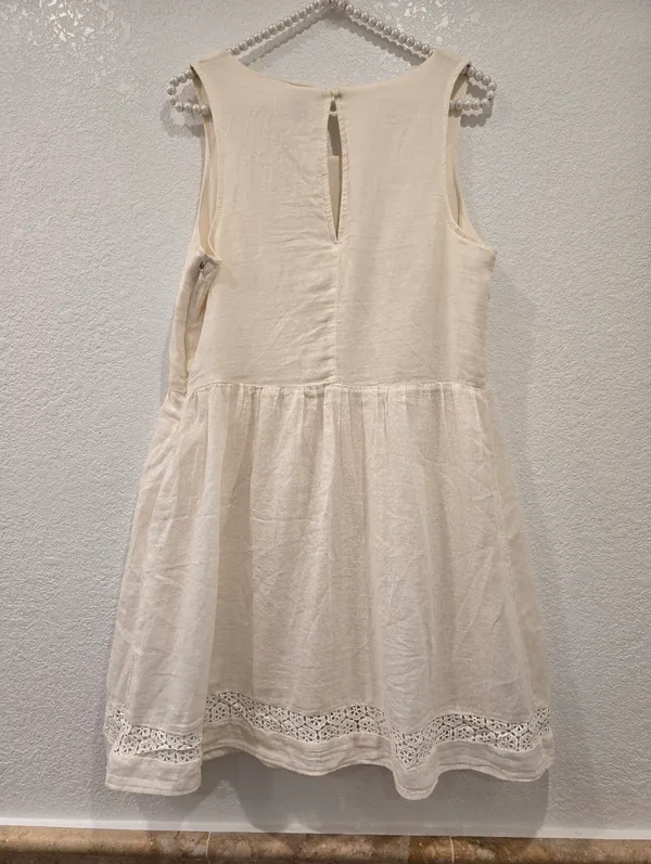Old Navy Embroidered Swing Dress pintuck Pleats Lace Cream M - Image 4