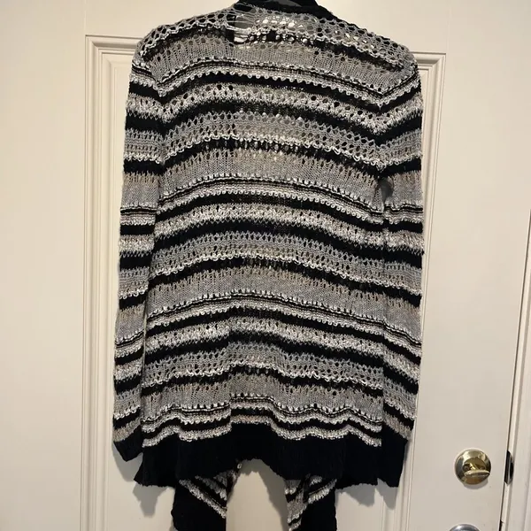 American Eagle Cardigan Sweater Women's S Crochet Open Front Black White Stripes - Image 7