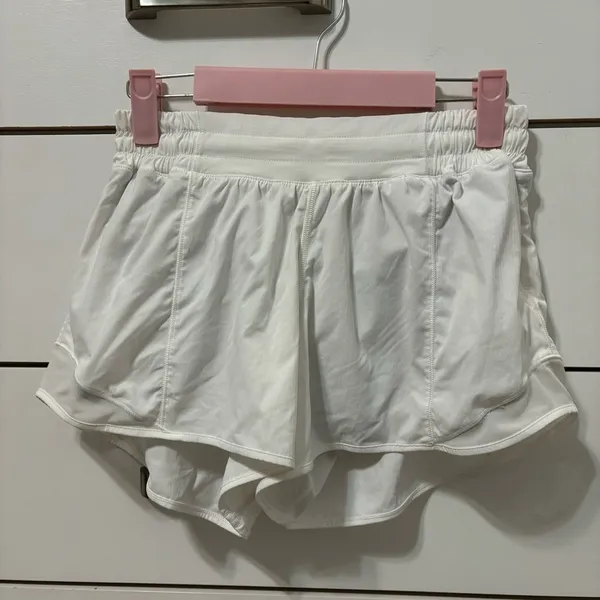 Lululemon Hotty Hot Short Long 4" White - Image 3