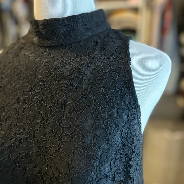 WHBM Black Lace Sleeveless Top S 6 - Image 2