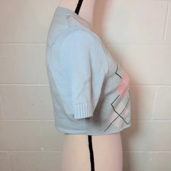 Divided Light Blue and Pink Argyle Short Sleeve Cropped Sweater - Image 3