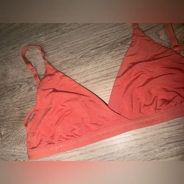 Lululemon Strappy Triangle Bralette Rustic Coral Size XS - Image 2