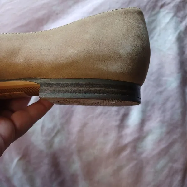 Naturalizer Tan Leather Loafers Size 9 Wide - Image 6