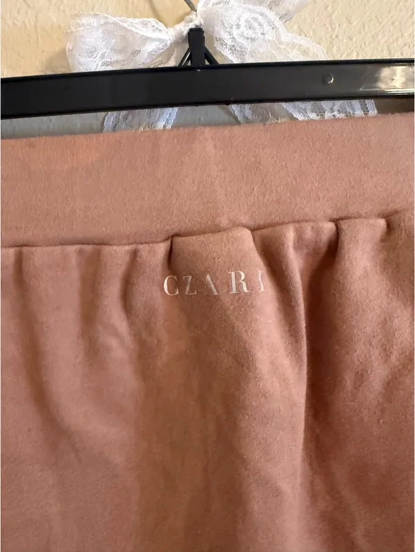 Czari skirt Pink - Image 3