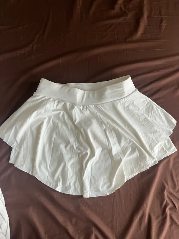 White tennis skirt Size L - Image 2