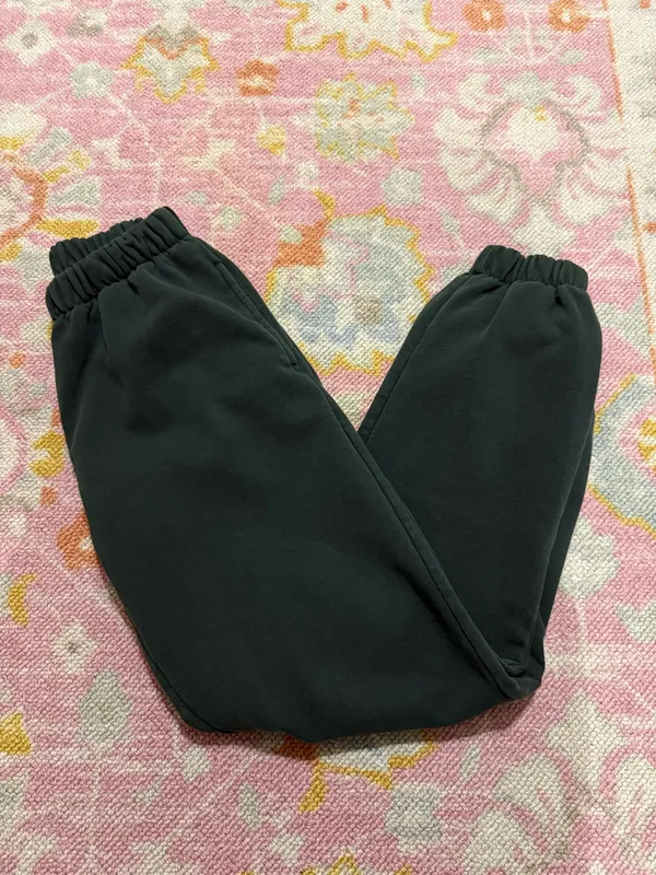 Brandy Melville Rosa Sweatpants - Image 3