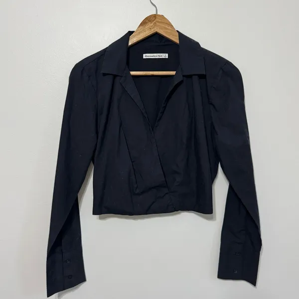 Abercrombie & Fitch Long Sleeve Poplin Wrap Blouse Small Top Cotton V-Neck Black - Image 2
